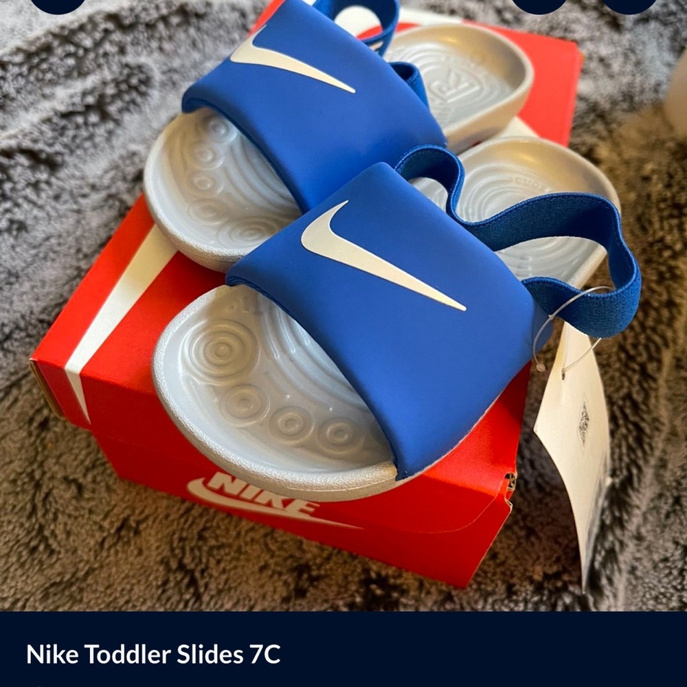 Nike slides toddlers size 7C